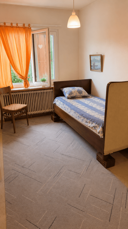 Immeuble locatif de rendement au coeur de Céligny 48
