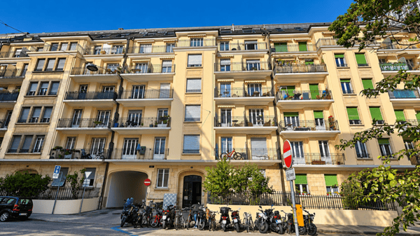 Superbe 3 pièces en attique avec 2 balcons 1