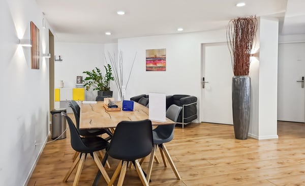 All-inclusive-Zugang zu Coworking-Bereiche in Regus City Old Town 5