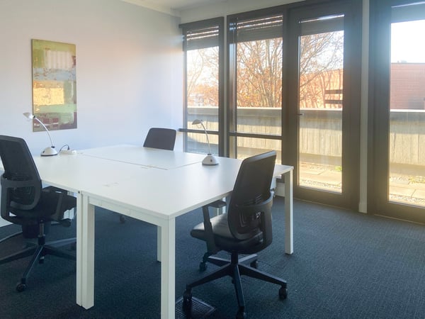 Accesso all-inclusive a uffici professionali per 3 persone a Regus City Centre 1