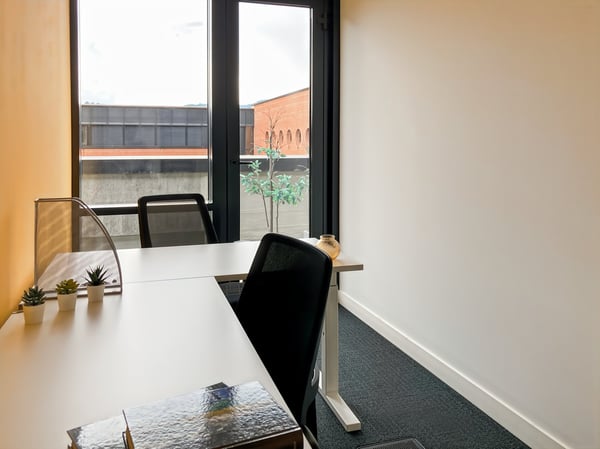 Ufficio professionale a Regus City Centre con condizioni flessibili 1