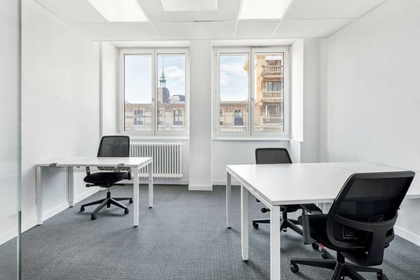 Trouvez un espace de bureau à Regus Main Station pour 4 personnes où tout est pris en charge 15