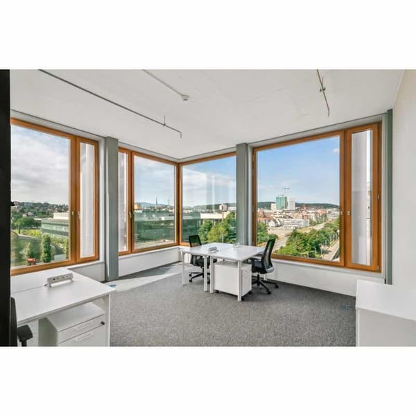 All-inclusive-Zugang zu professionellen Büroräumen für 10 Personen in Regus Andreaspark 15