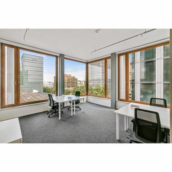 All-inclusive-Zugang zu professionellen Büroräumen für 10 Personen in Regus Andreaspark 2