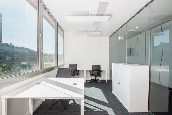 Privatbüro für drei Personen in Regus Business Park 1