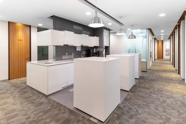 Bureau privé pour 4 à Regus Versoix Station Lakeside 6