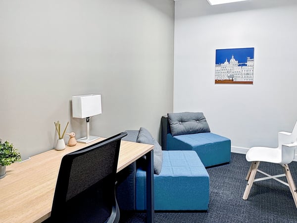 Bureau privé pour 2 à Regus Meyrin 2