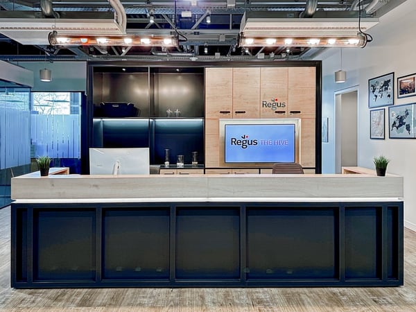 Bureau privé pour 2 à Regus Meyrin 3