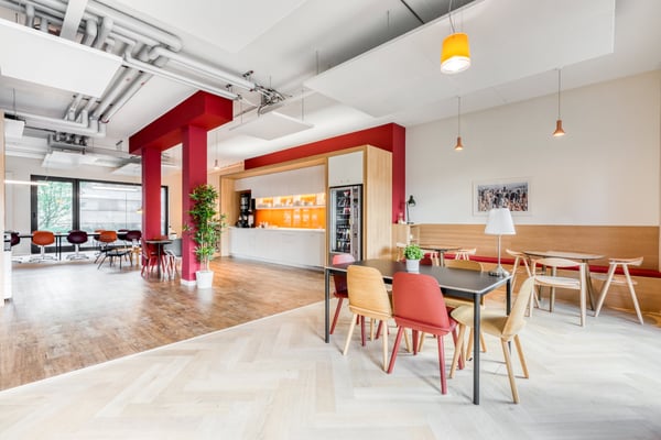 Bureau privé pour 2 à Regus Airport 6