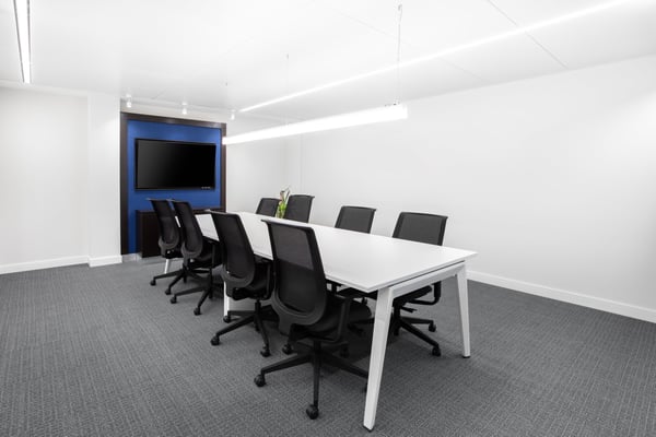 Privater Büroraum für 3 in Regus Stauffacher 8