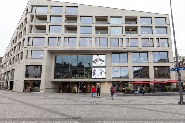 Privater Büroraum für 3 in Regus Main Station 2