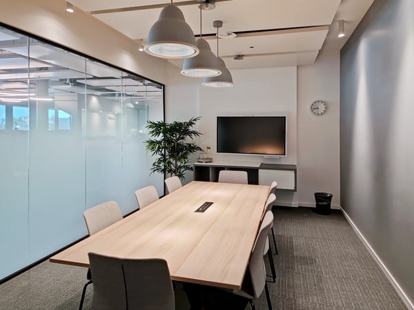 Eigener Schreibtisch in Regus Main Station 10