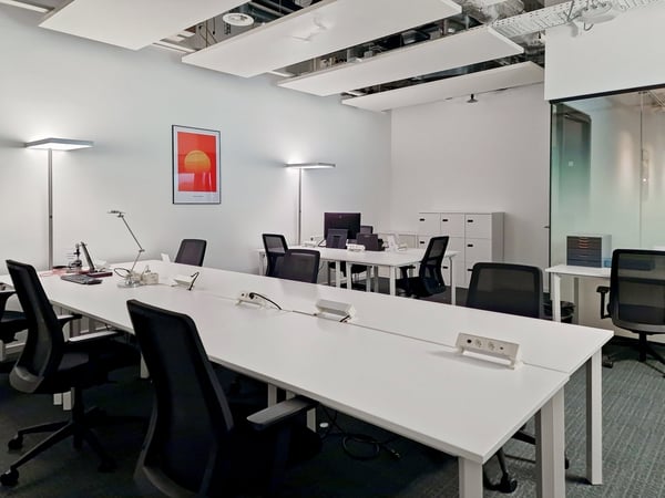 Privater Büroraum für 3 in Regus Main Station 4