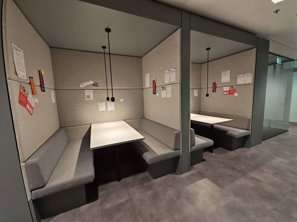 Eigener Schreibtisch in Regus Andreaspark 1