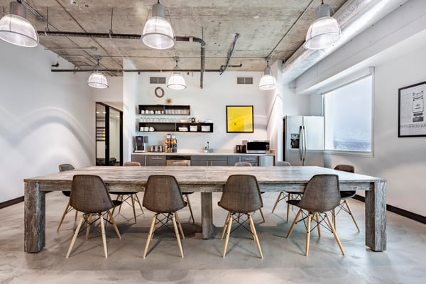 Privater Büroraum für 3 in Regus Spoom Green City, Manegg 8