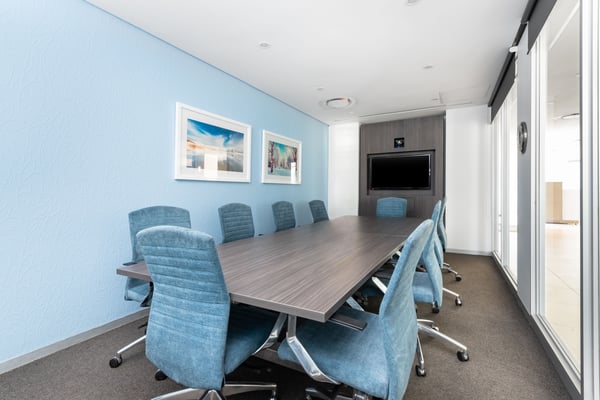 Privater Büroraum für 3 in Regus Spoom Glattpark 7