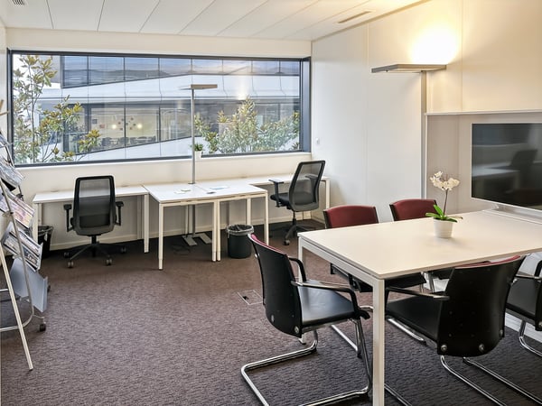 Bureau privé pour 10 à Regus Business Park 4