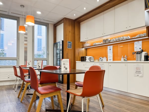 Ufficio all-inclusive per 15 a Regus Quartiere Maghetti 7