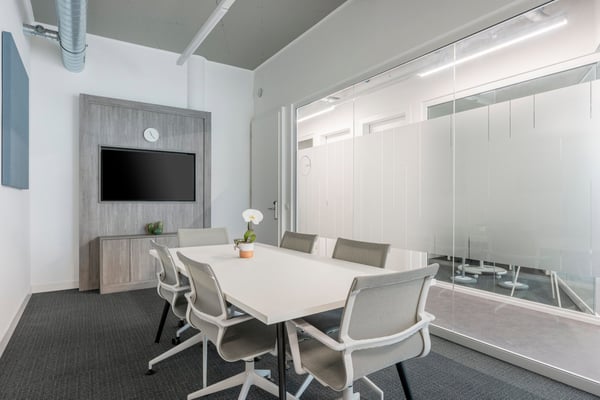 Bureau privé pour 15 à Regus iLife City 6