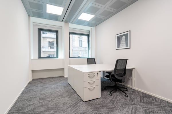 Bureau privé pour 10 à Regus Pont Rouge 9