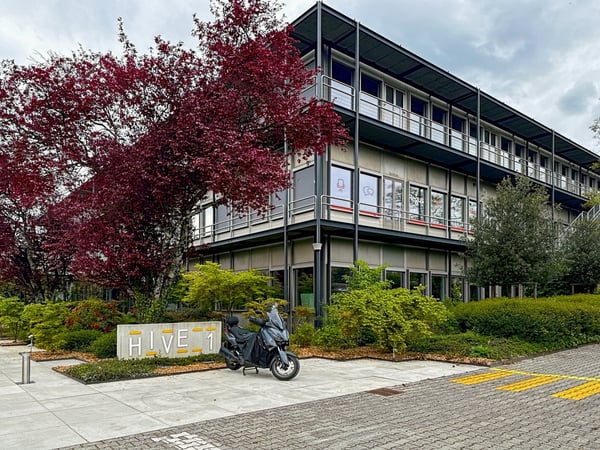 Bureau privé pour 15 à Regus Meyrin 2