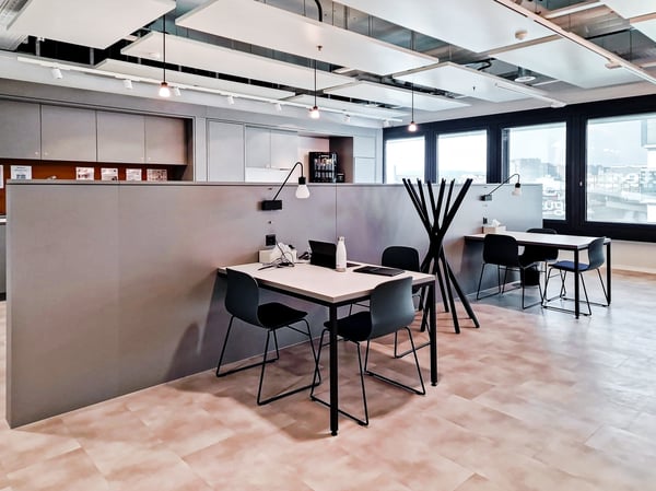 Privater Büroraum für 15 in Regus Main Station 7