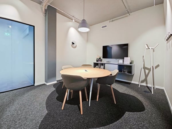 Privater Büroraum für 15 in Regus Andreaspark 10