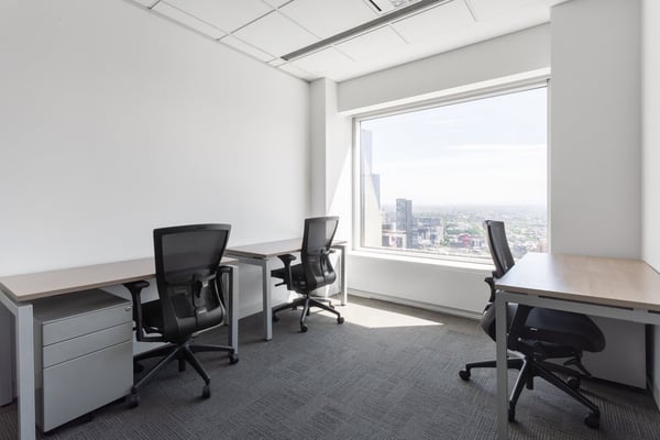 Privater Büroraum für 10 in Regus Spoom Green City, Manegg 3