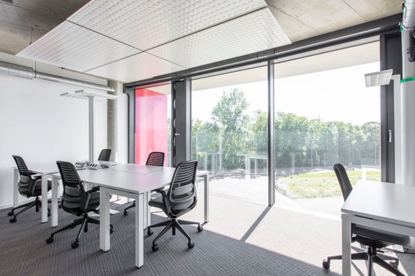 Bureau privé pour 50 à Regus Morges 9