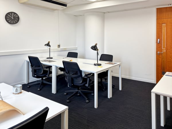 Privater Büroraum für 20 in Regus Stauffacher 1