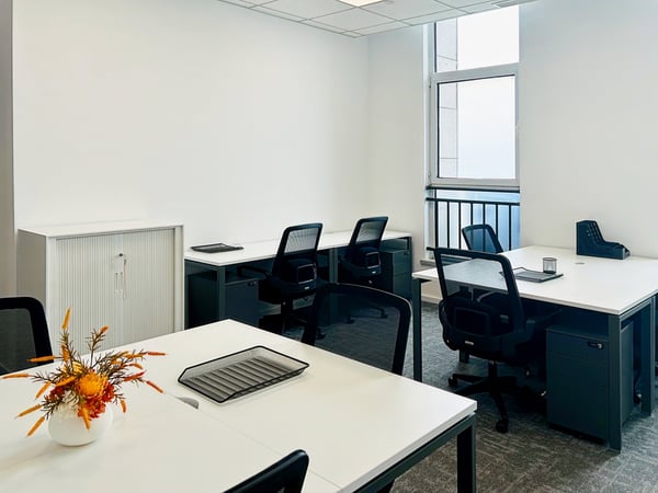 Privater Büroraum für 25 in Regus Main Station 1