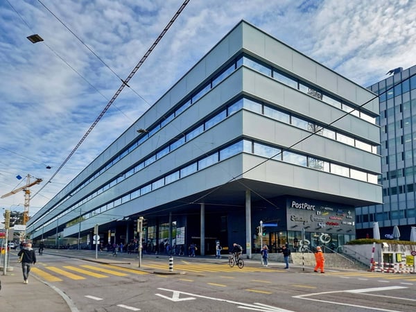 Privater Büroraum für 50 in Regus Main Station 7