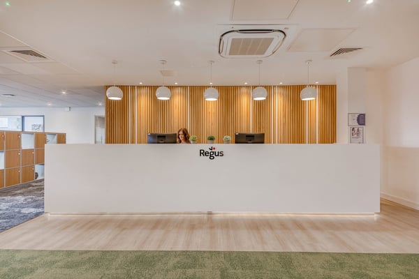 Bureau privé pour 50 à Regus Bessieres 4