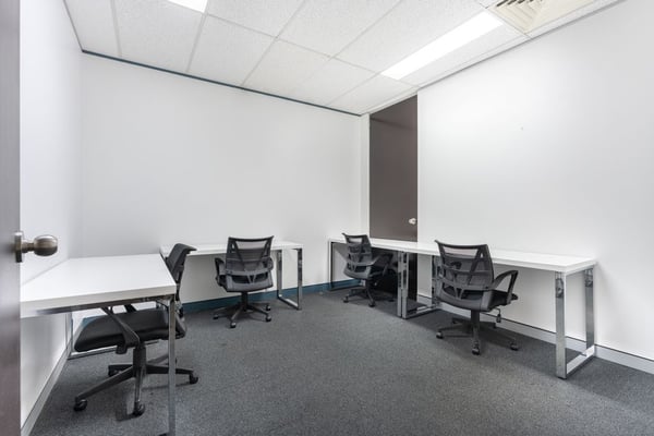 Privater Büroraum für 20 in Regus Spoom Green City, Manegg 3