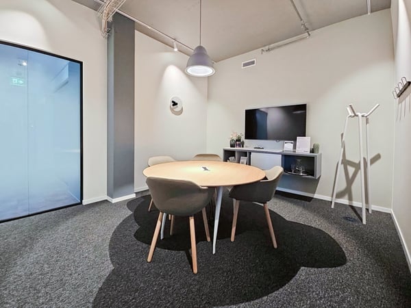 Privater Büroraum für 40 in Regus Andreaspark 6
