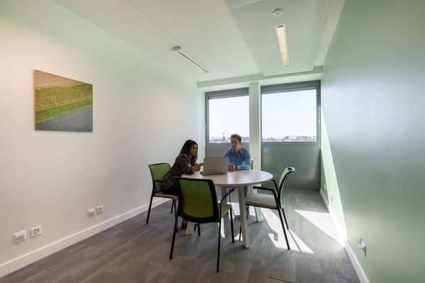 Bureau privé pour 40 à Regus Nations 6