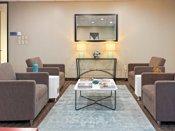 Bureau privé pour 3 à Regus Versoix Station Lakeside 5