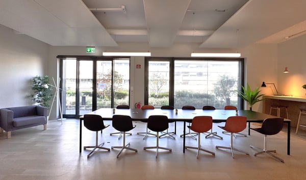 Bureau privé pour 4 à Regus Airport 6
