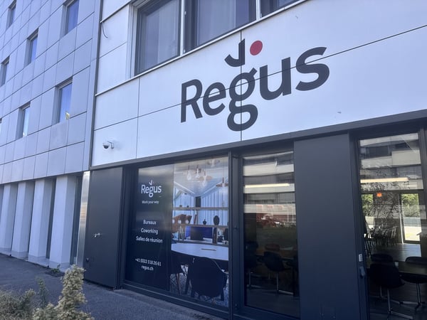 Bureau privé pour 4 à Regus Airport 3
