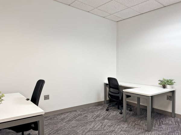Privater Büroraum für 2 in Regus Spoom Glattpark