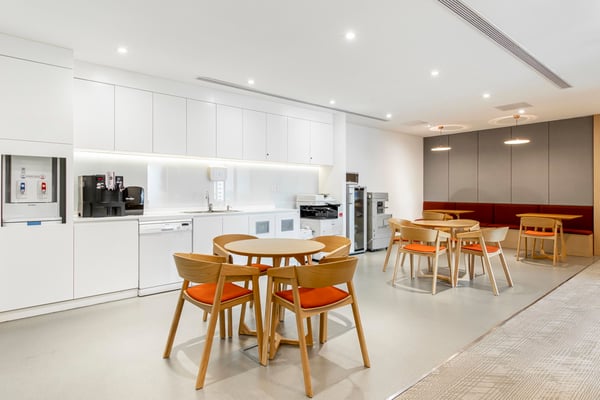 Privater Büroraum für 3 in Regus Spoom Green City, Manegg 8