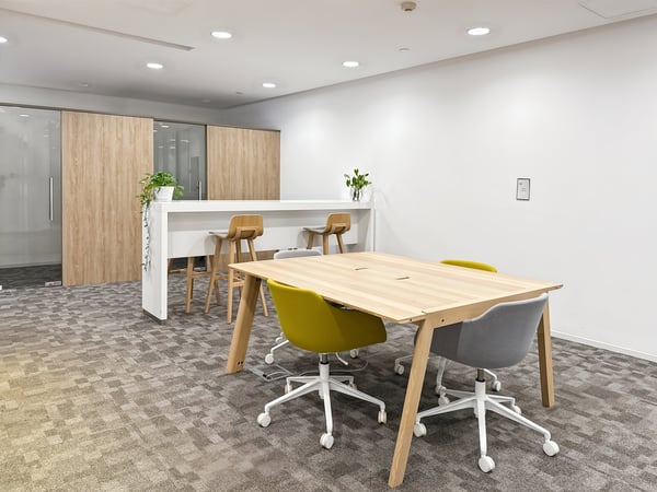 Privater Büroraum für 15 in Regus Spoom Green City, Manegg 4