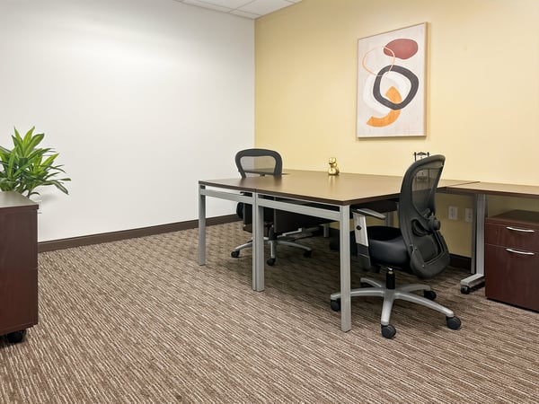 Privater Büroraum für 2 in Regus Spoom Green City, Manegg