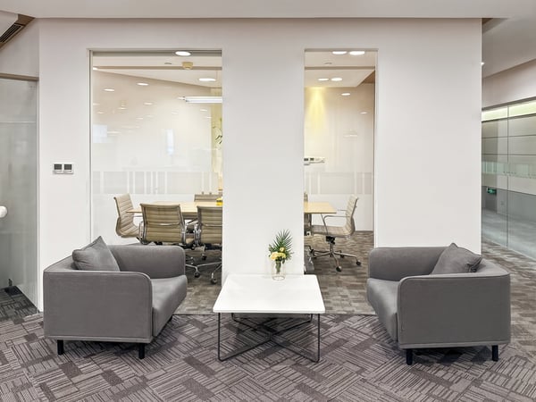 Privater Büroraum für 5 in Regus Spoom Glattpark 3