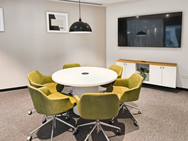 Privater Büroraum für 5 in Regus Spoom Glattpark 5