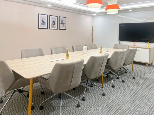 Privater Büroraum für 10 in Regus Spoom Kriens 5