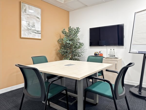 Bureau privé pour 50 à Regus Balexert Tower 2