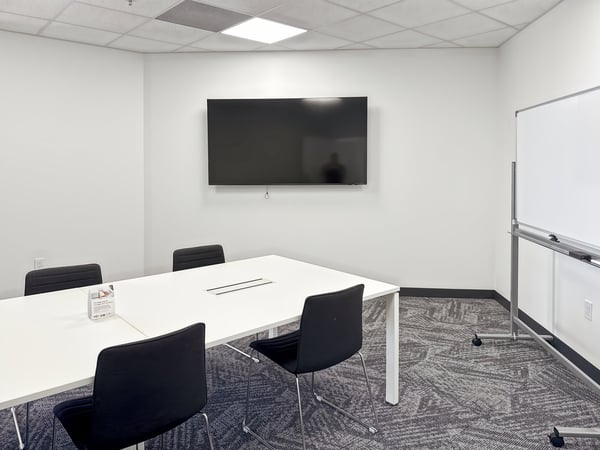 Bureau privé pour 40 à Regus Business Park 6