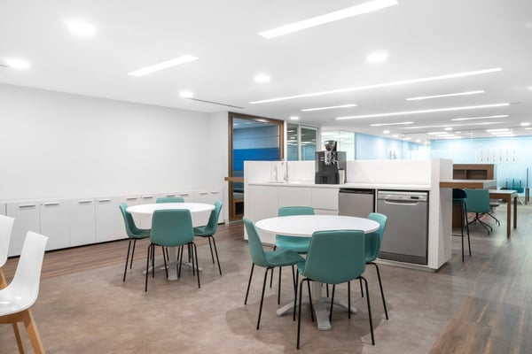 Privater Büroraum für 50 in Regus Spoom Kriens 9