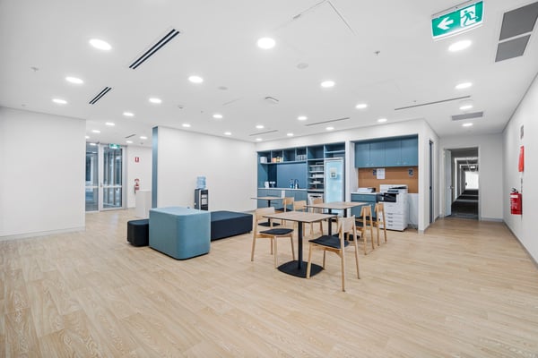 Bureau privé pour 30 à Regus Versoix Station Lakeside 8